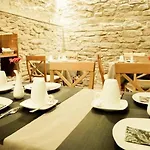 Fonte De San Roque 호텔