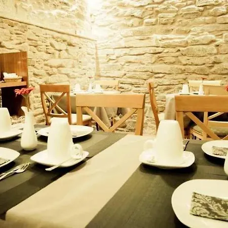 Fonte De San Roque Szálloda